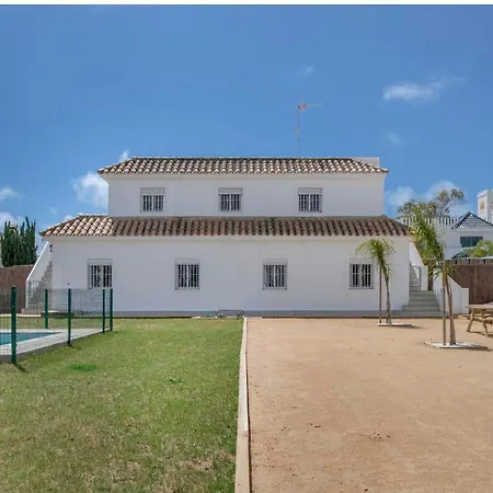 Con Piscina Compartida Wi-fi Y Aire A